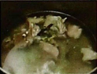 薏米香附子脊骨汤的做法