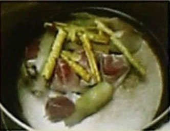 核桃淮山瘦肉汤的做法
