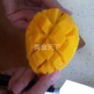 水果沙拉的做法步骤：1
