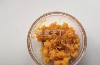 红薯豆沙馅芝麻球的做法步骤：1
