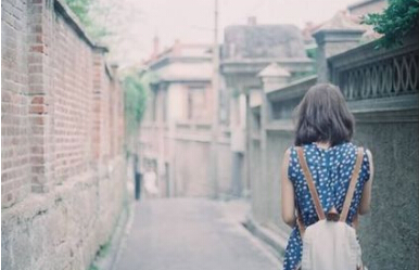 女孩,你为什么吃力不讨好