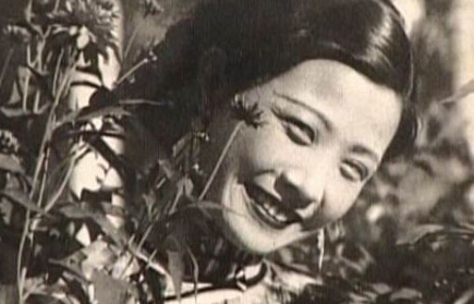 两个以爱为生的女人的格局